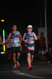 BIB: 46350, 405745
                            <button type="button" onclick="openModal(23162929)" class="btn btn-primary btn-sm float-right btn-popup" data-toggle="modal" data-target=".modal-high-quality">
                        <i class="fas fa-shopping-cart"></i> Add to Cart
                    </button>
                                            <button type="button" onclick="isThisMe(23162929, true)" class="btn btn-success btn-sm float-right btn-popup btn-isme hidden" data-toggle="tooltip" data-placement="bottom" title="นี่คือรูปของคุณใช่ไหม คลิกที่นี่เพื่อเอาเข้าอัลบั้ม">
                        <i class="fas fa-plus"></i> Add to album
                    </button>
                    <button type="button" onclick="isThisMe(23162929, false)" class="btn btn-warning btn-sm float-right btn-popup btn-isnotme hidden">
                        <i class="fas fa-ban"></i> Remove from album
                    </button>